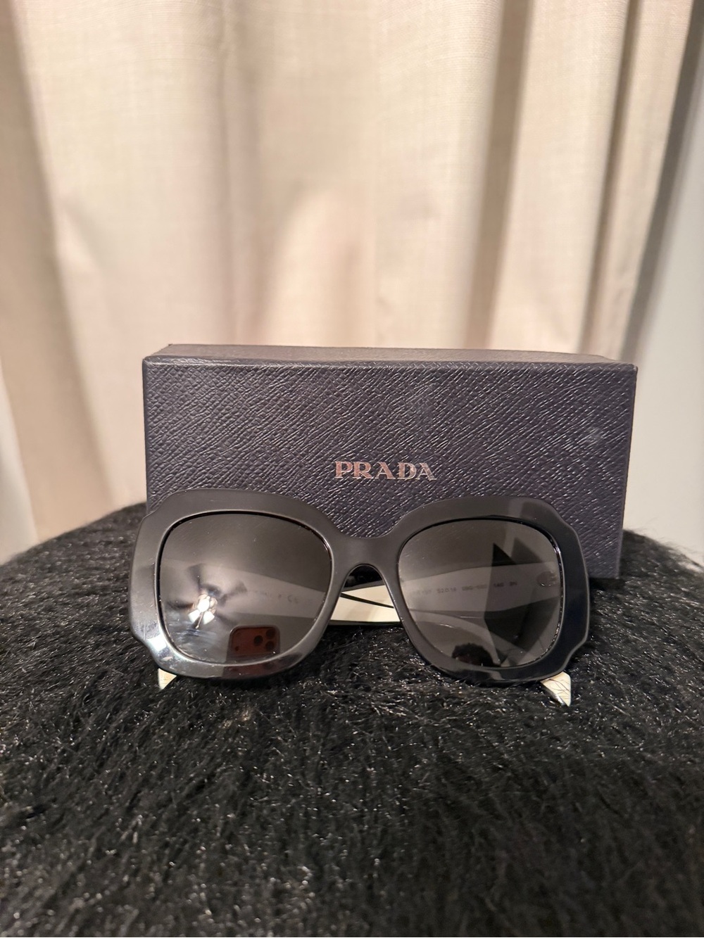 Prada Two-Tone Black and White Sunglasses - Picture 4 of 7